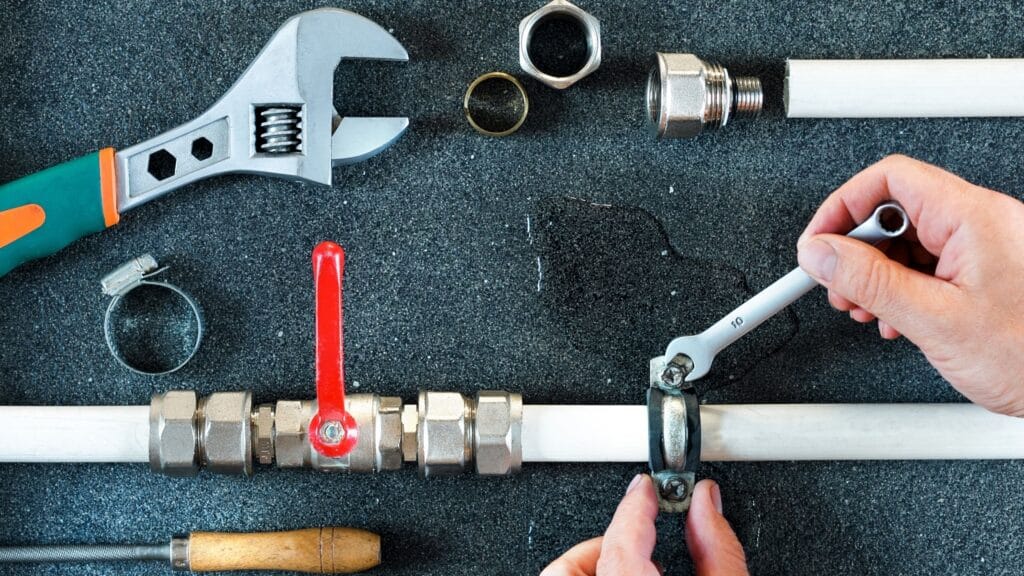 Plumbing tools and pipe fittings for Mableton, Georgia plumbing repairs